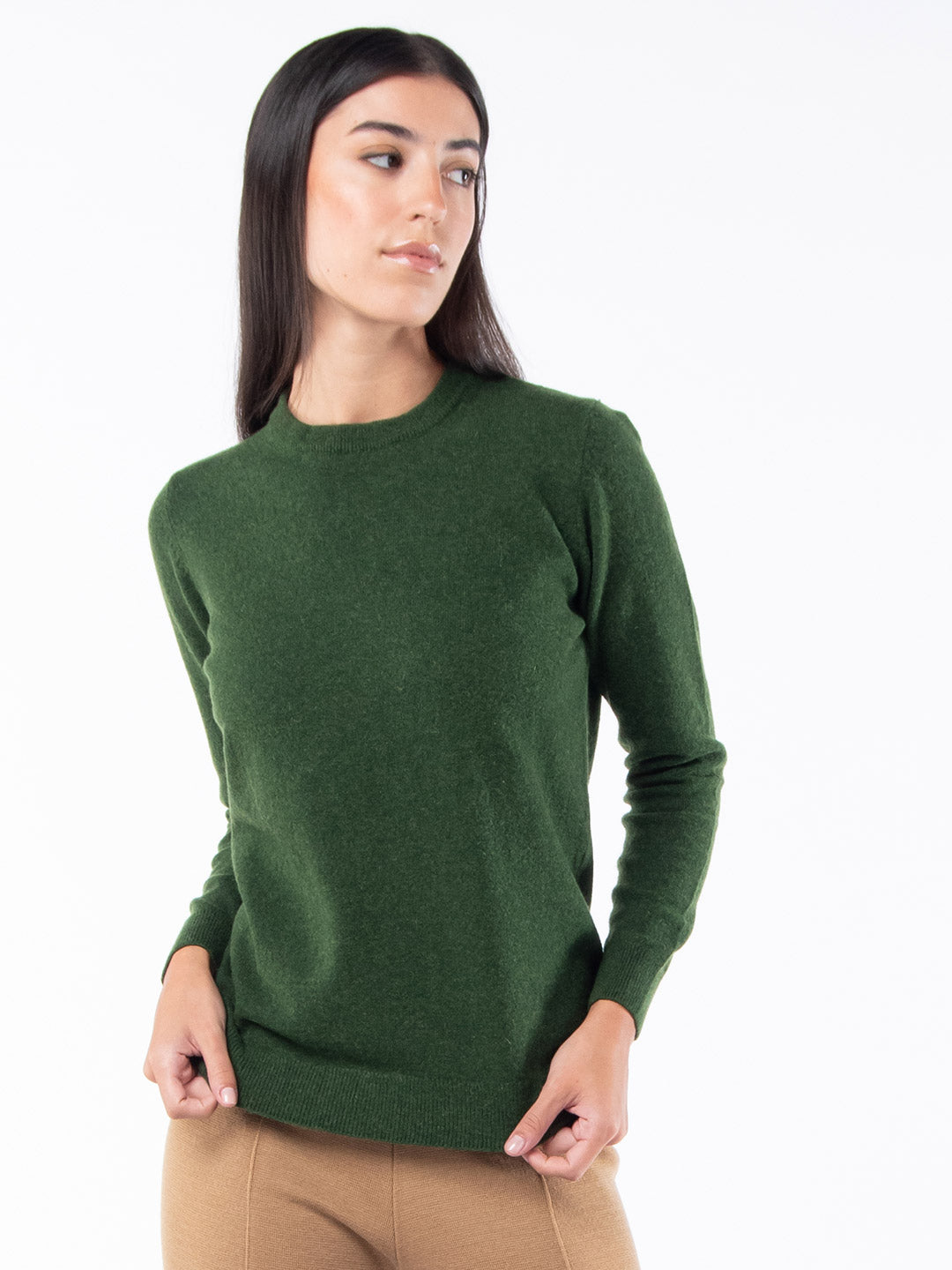 Camisolas de Malha Achega - Camisola de malha para senhora em lambswool com decote redondo na verde musgo.