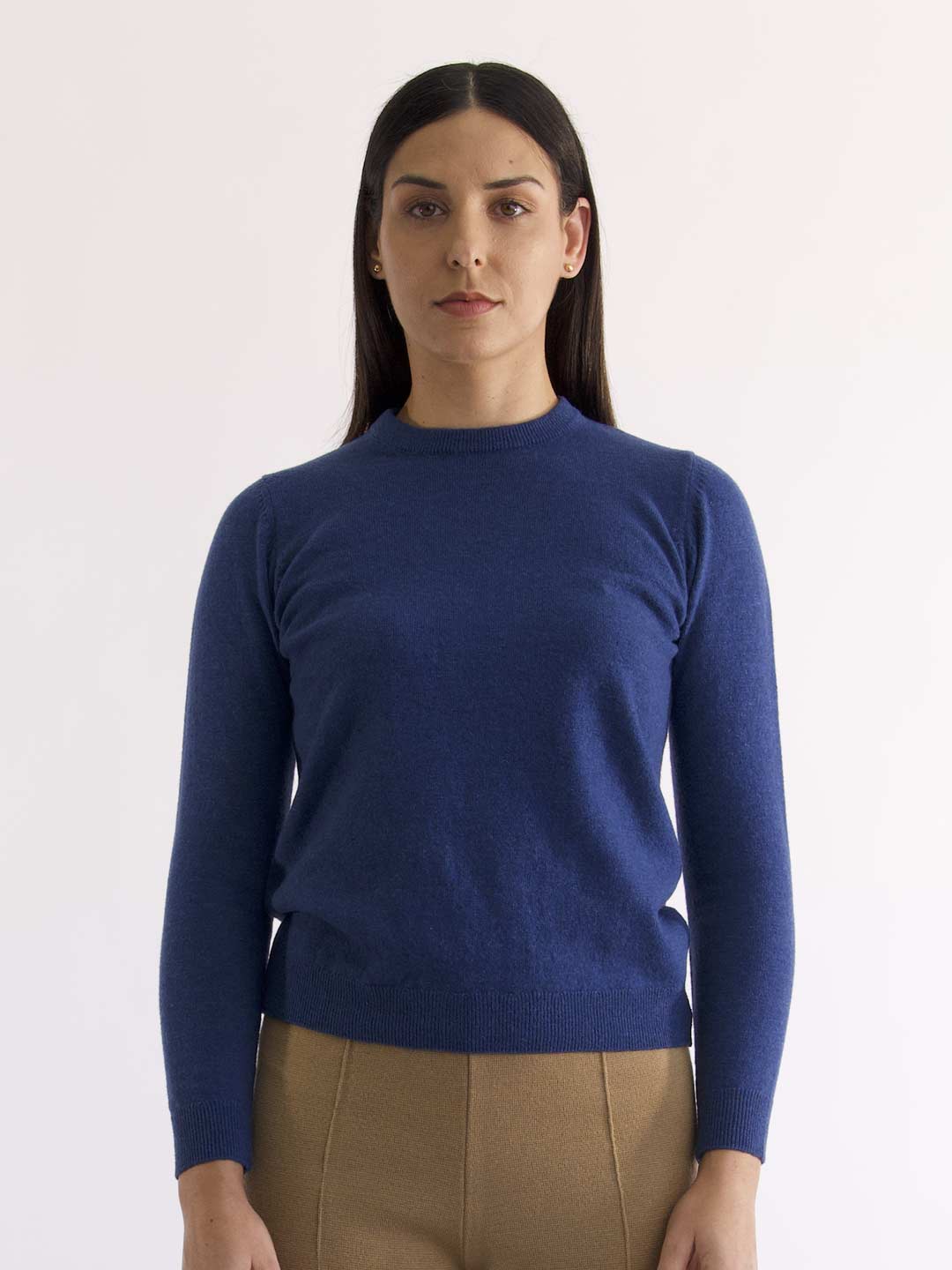 Camisolas de Malha Achega - Camisola de malha para senhora em lambswool com decorte redondo na cor azul indigo