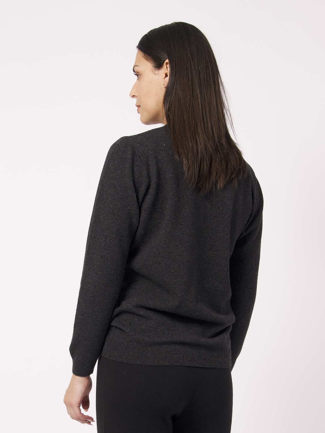 Camisolas de Malha Achega - Camisola de malha para senhora em lambswool com decorte redondo na cor cinza antracite