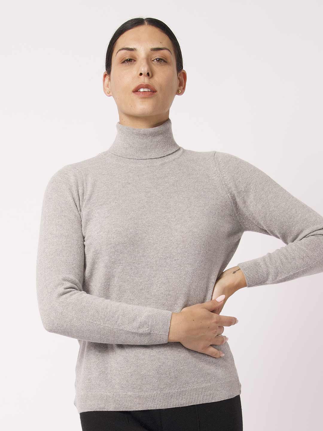 Camisolas de Malha Achega - Camisola de gola alta em lambswool na cor cinza claro