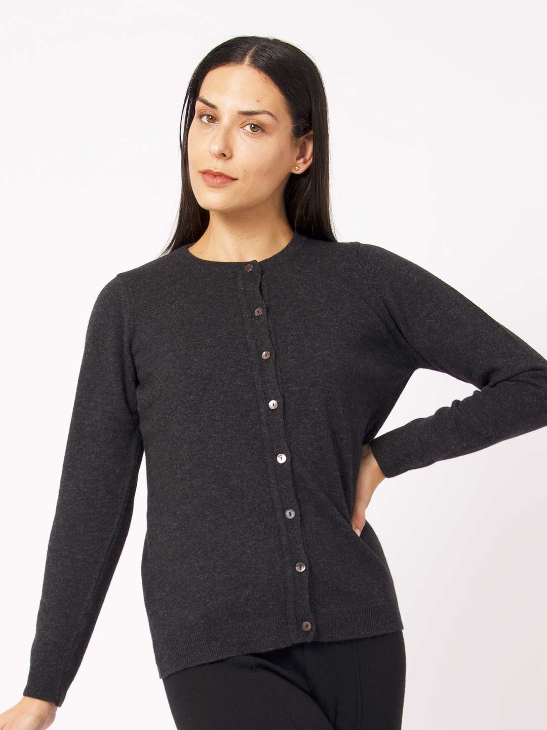 Achega Knitwear Chaquetas - Chaqueta gris de mujer de lana de cordero con cuello redondo y botones