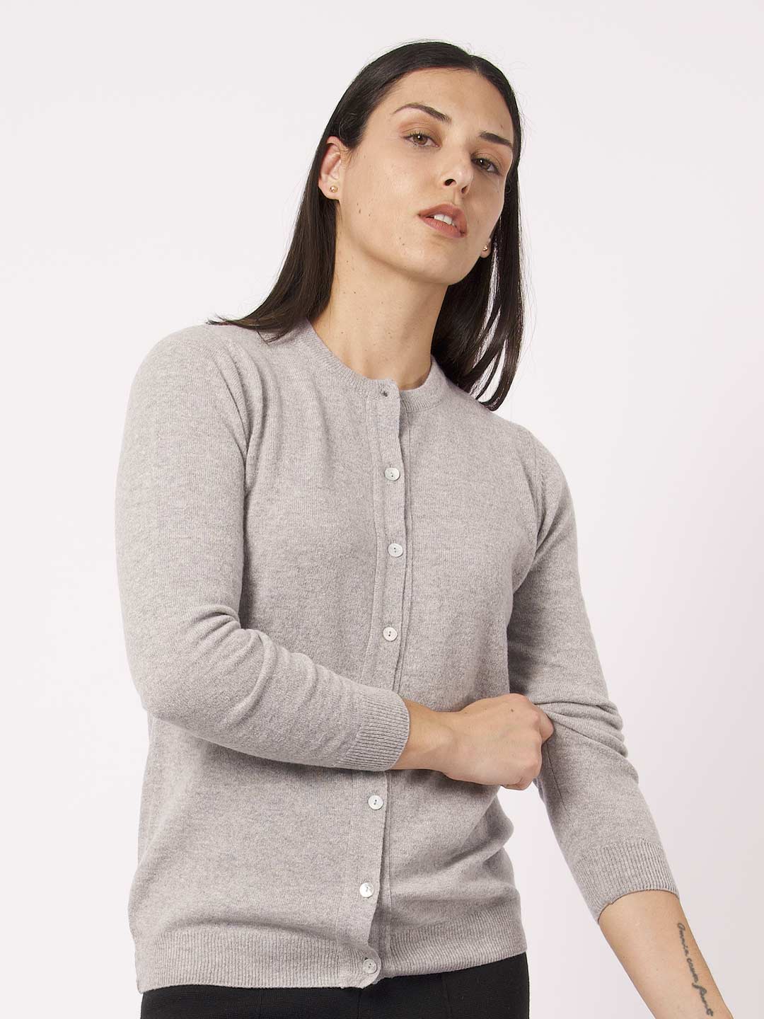 Achega Knitwear Chaquetas - Chaqueta de lana de cordero gris claro para mujer con cuello redondo y botones
