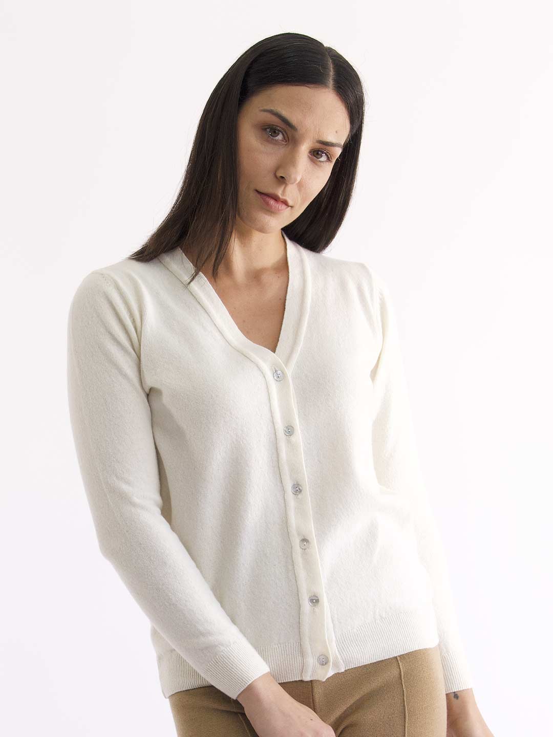 Achega Knitted Cardigan - Women's white lambswool Cardigan with V-neck and buttons