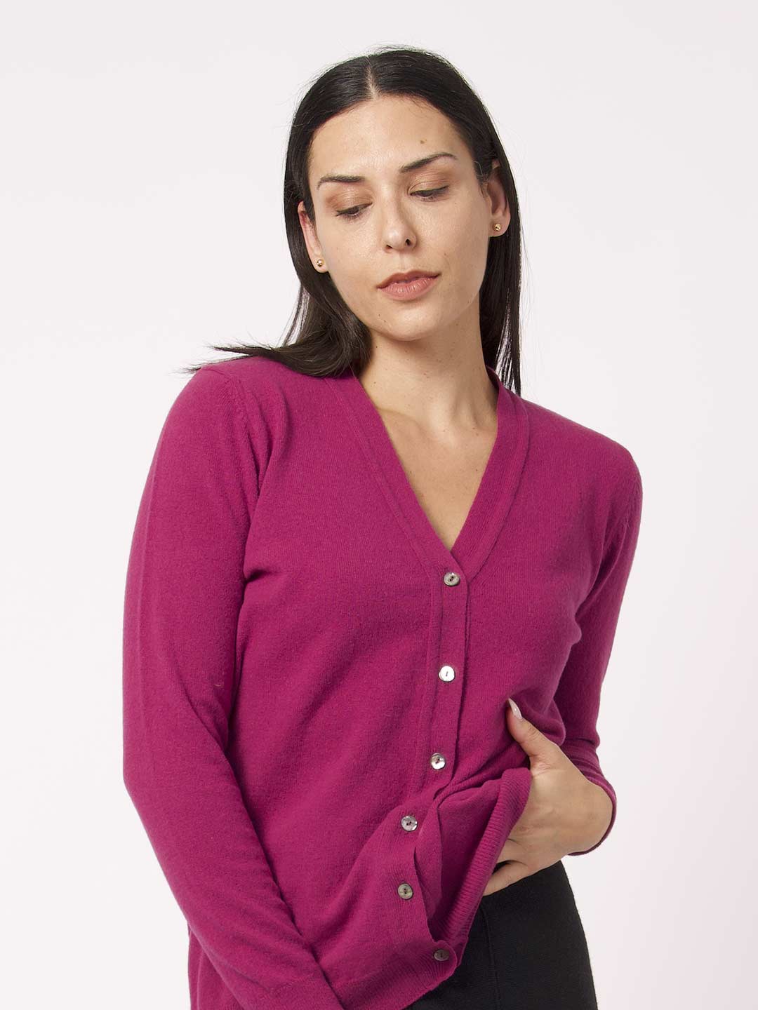 Achega Knitwear Cardigan - Women's crimson pink lambswool Cardigan with v-neck and buttons