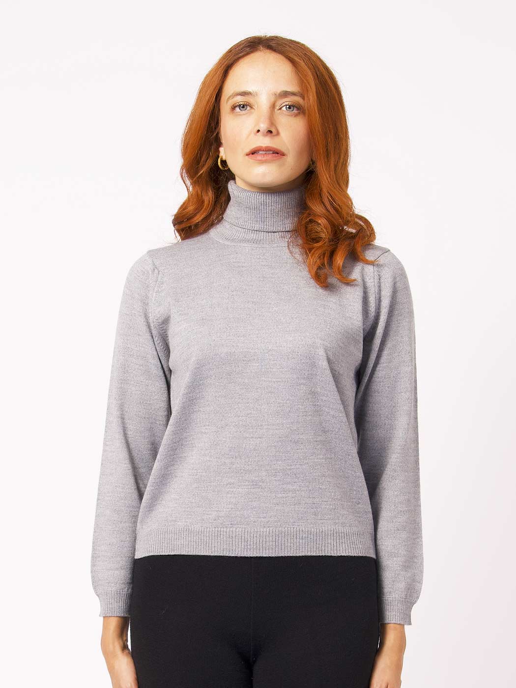 Camisolas de Malha Achega - Camisola feminina em lã merino com gola alta na cor cinza
