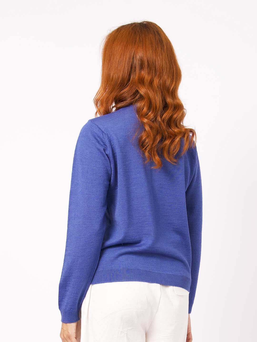 Casacos de Malha Achega - Casaco feminino azul indigo em lã merino com decote redondo e botões