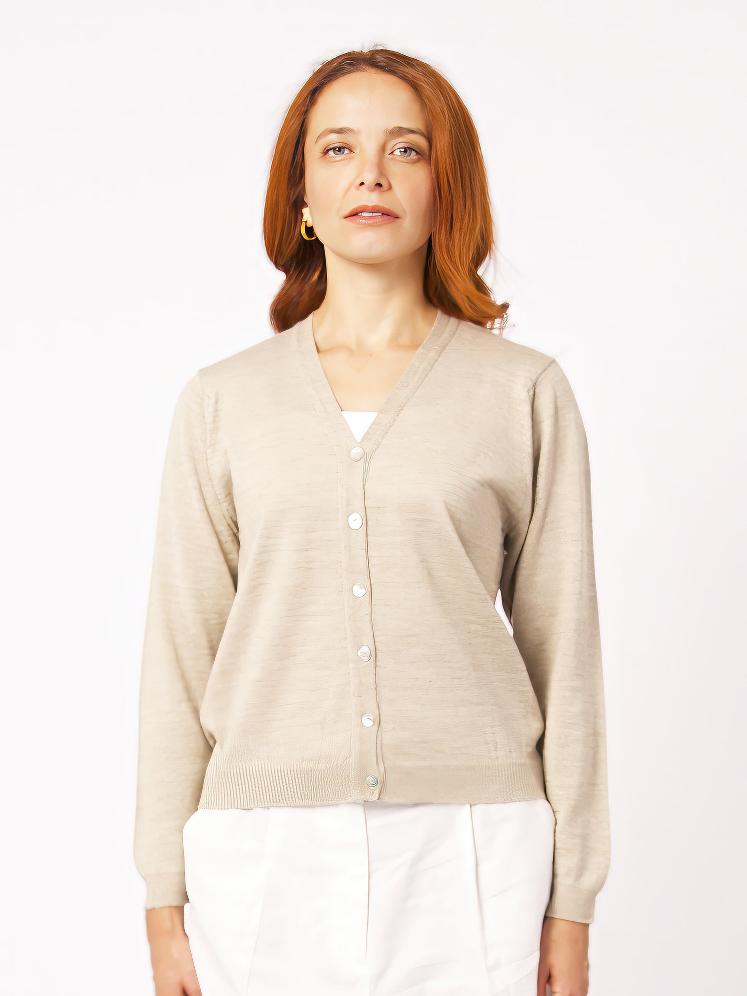 Achega Knitwear Cardigan - Women's sand Cardigan in merino wool with v-neck and buttons