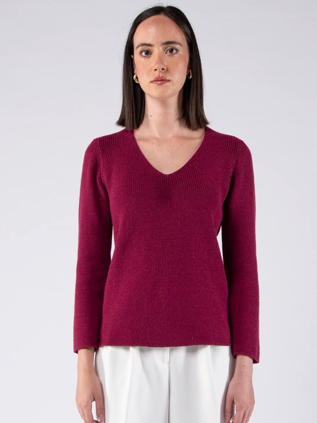 Camisola de Decote em V em Lã Merino - Ameixa