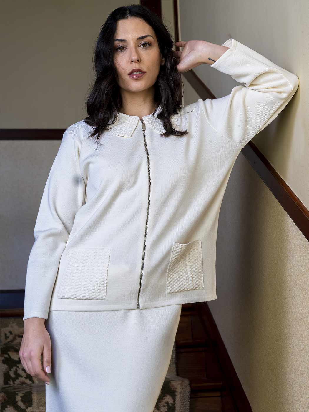 Achega Knitwear Jackets - Cardigan women's white merino wool with collar and zipper