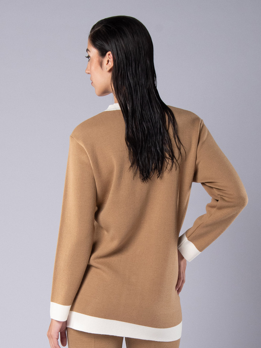 Knitted Cardigan with crystal-encrusted buttons in honey camel and white