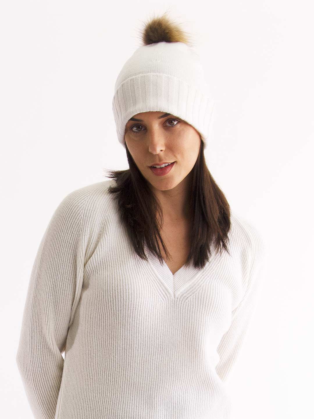 Gorro com Pompom em Caxemira