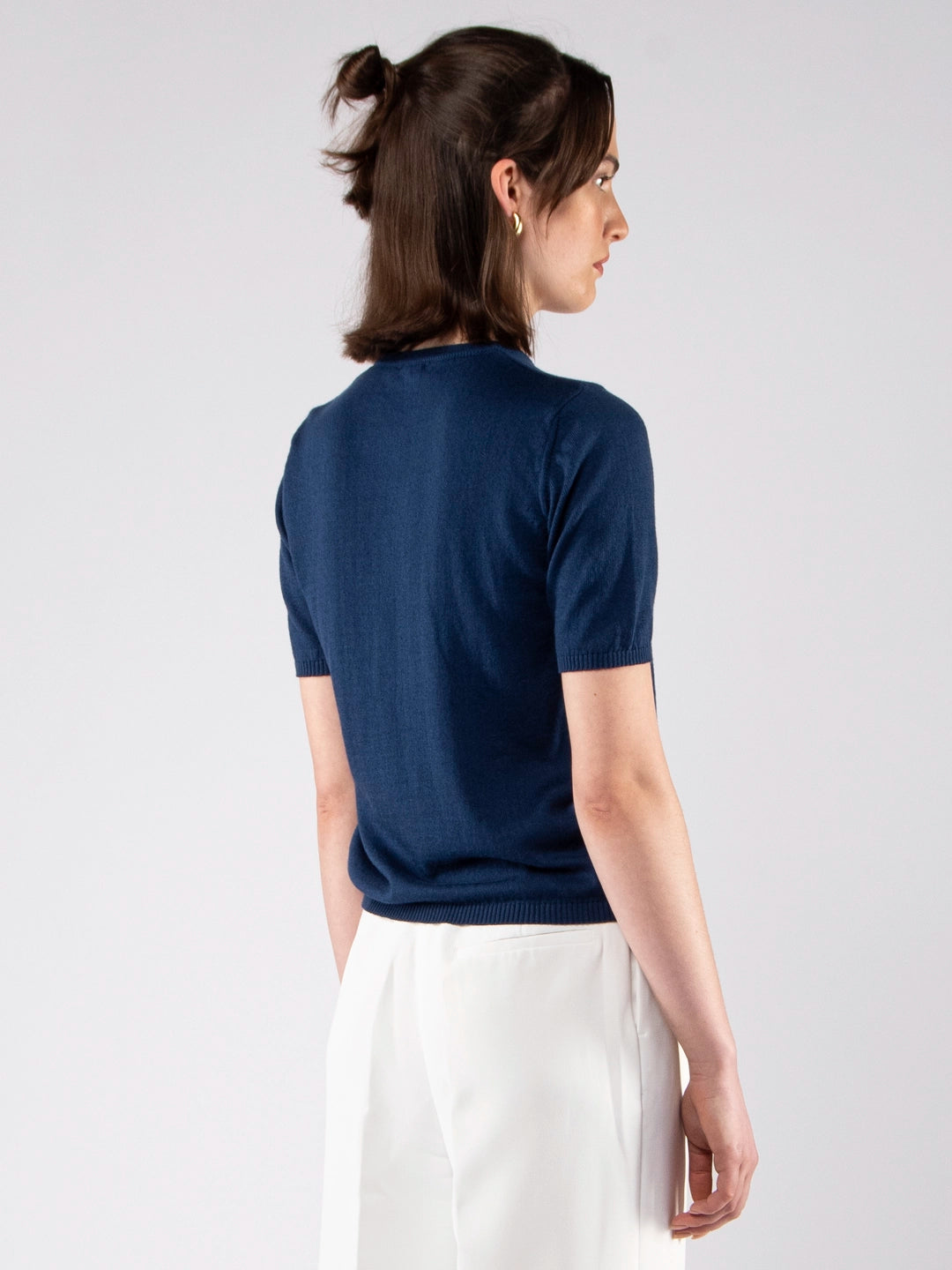 Camisolas de Malha Achega - Camisola de malha para senhora em algodão orgânico azul marinho com meia manga.