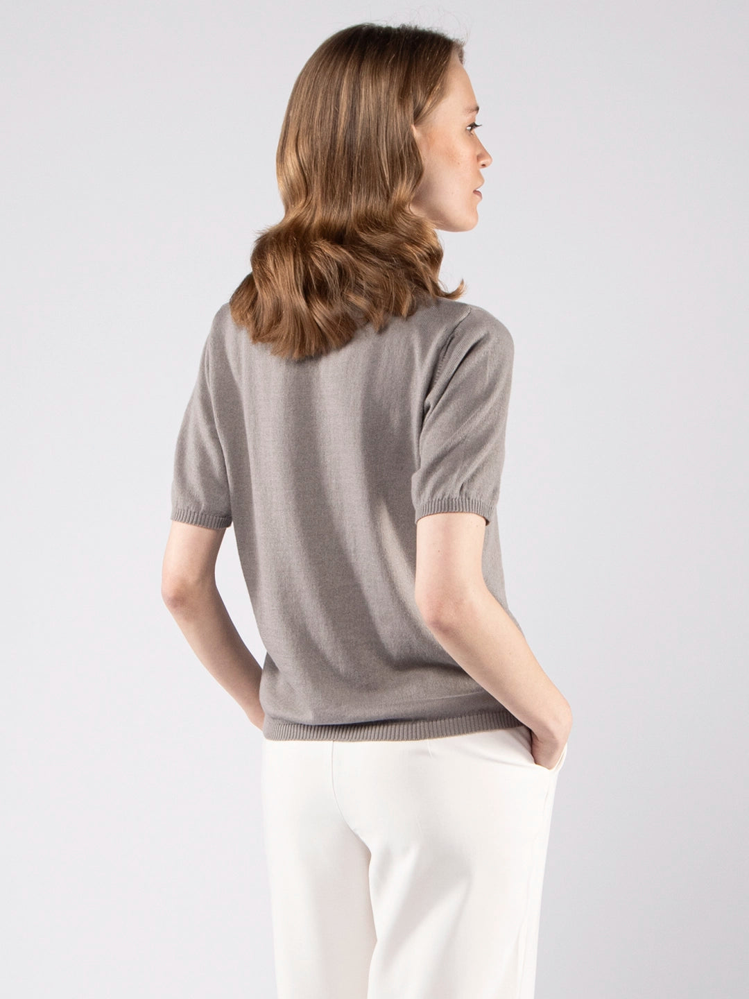 Camisolas de Malha Achega - Camisola de malha para senhora em algodão orgânico cinza com meia manga.