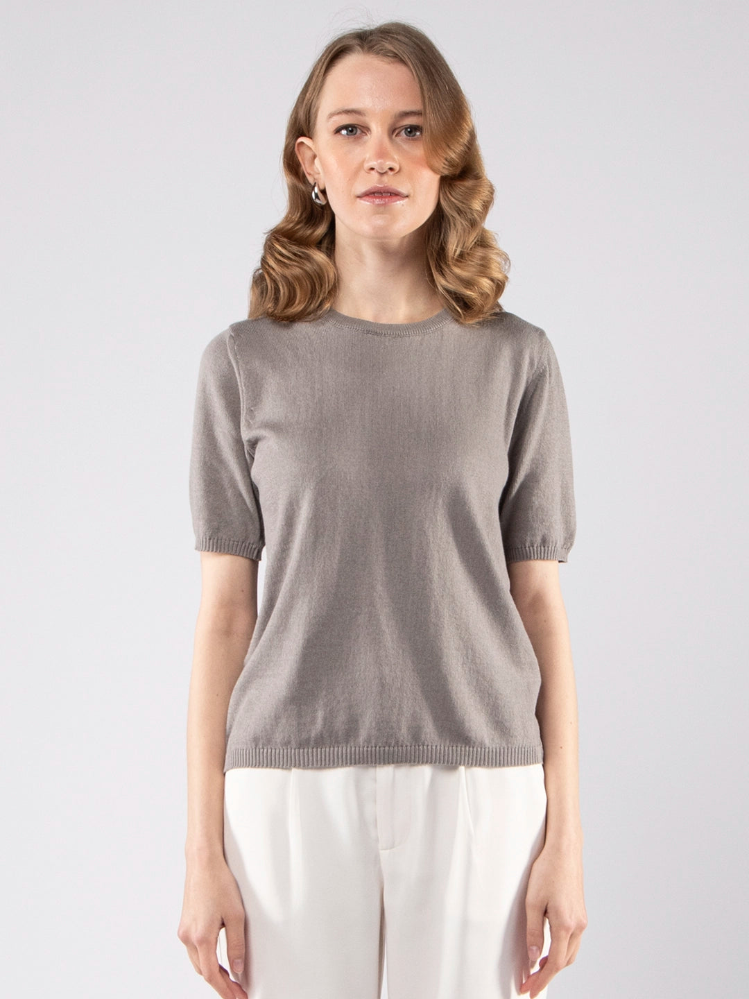 Camisolas de Malha Achega - Camisola de malha para senhora em algodão orgânico cinza com meia manga.