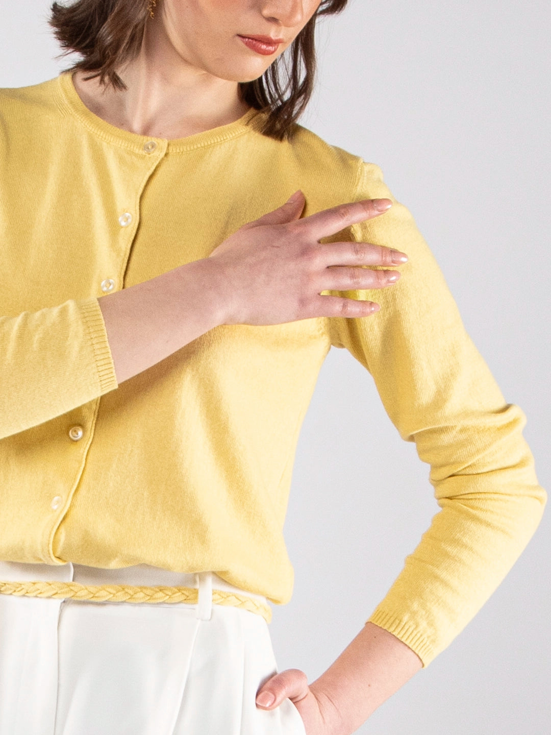 Casacos de Malha Achega - Casaco feminino rosa em algodão orgânico com decote redondo e botões