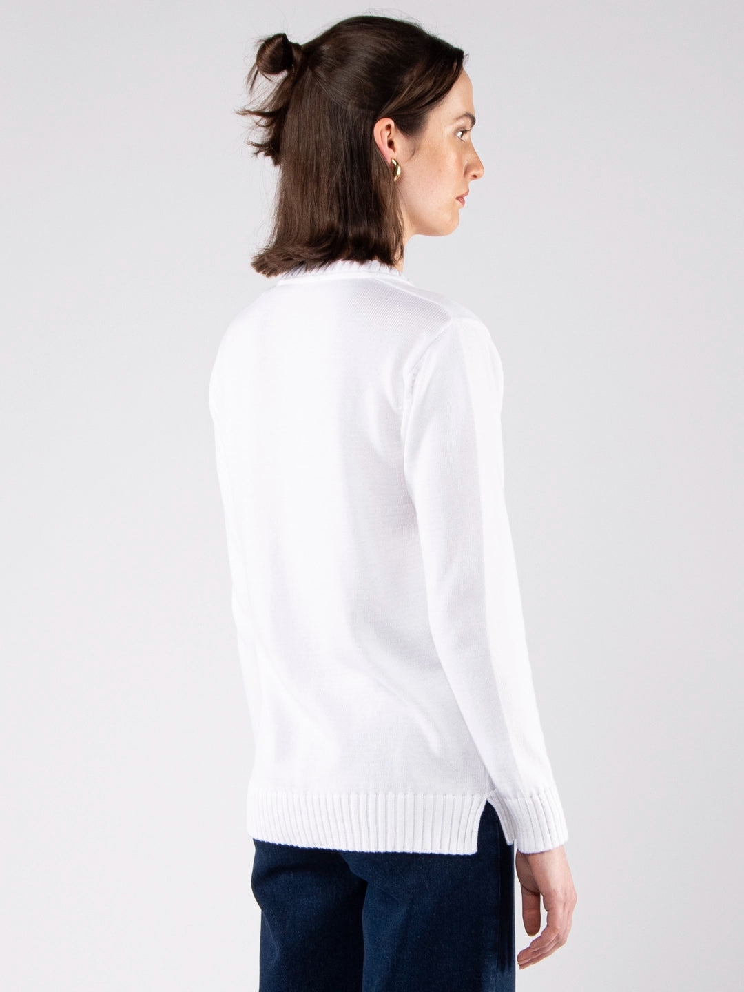 Achega Knitwear - Cardigan in GOTS-certified organic cotton with a V-neck and buttons