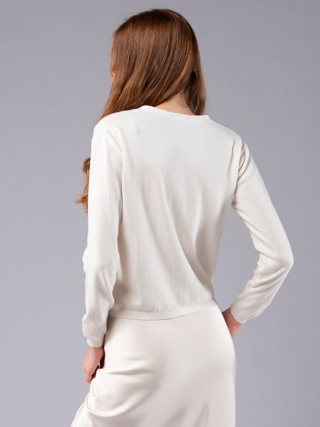Chaqueta con cuello de pico de lana merina y algodón orgánico