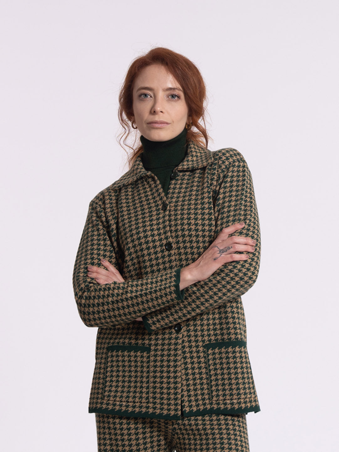 Pied de Poule Cardigan with Shirt Collar and Buttons in Bottle Green and Camel