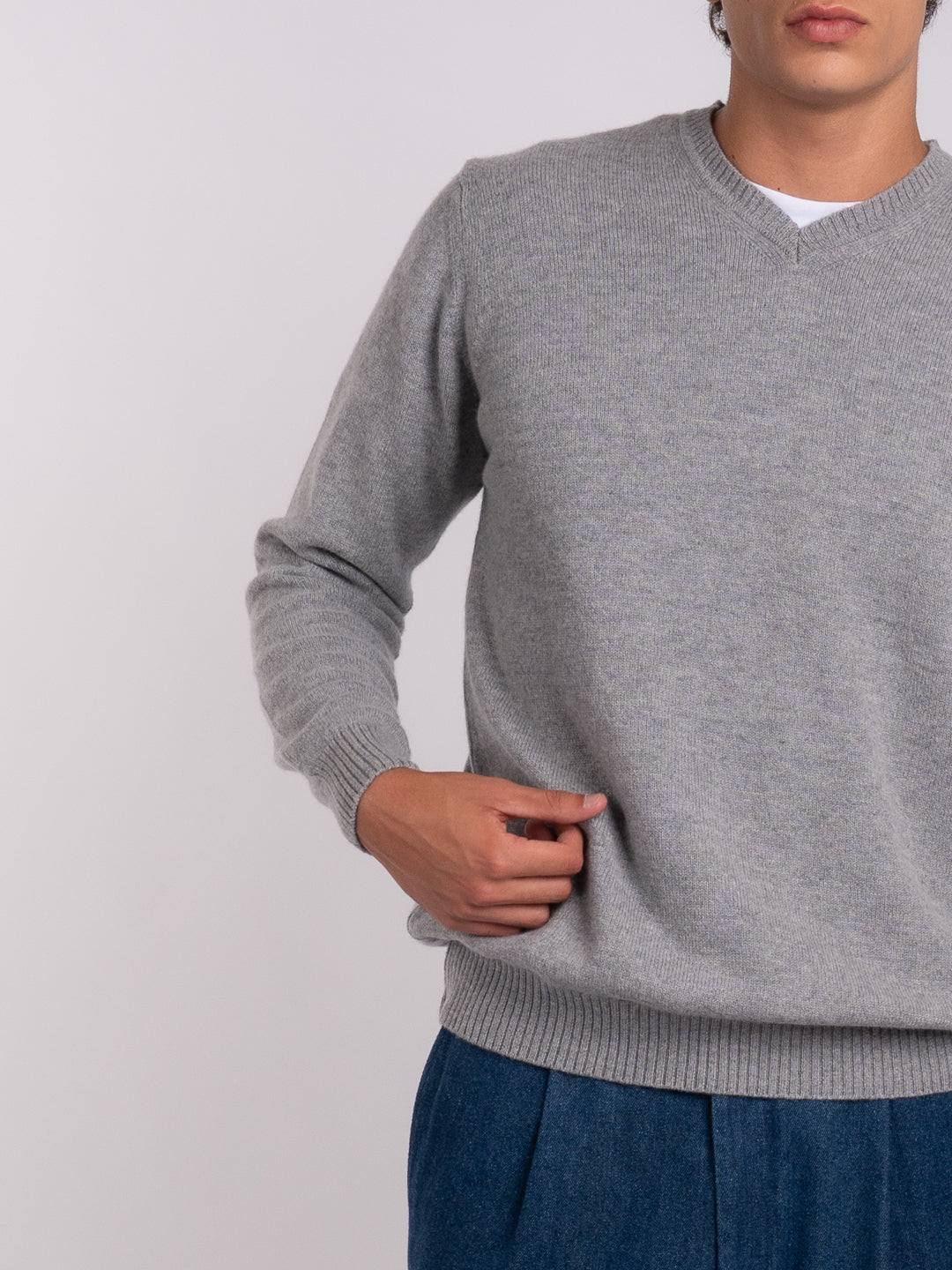 Manufacturing details for the medium-gray men's cashmere and wool pullover