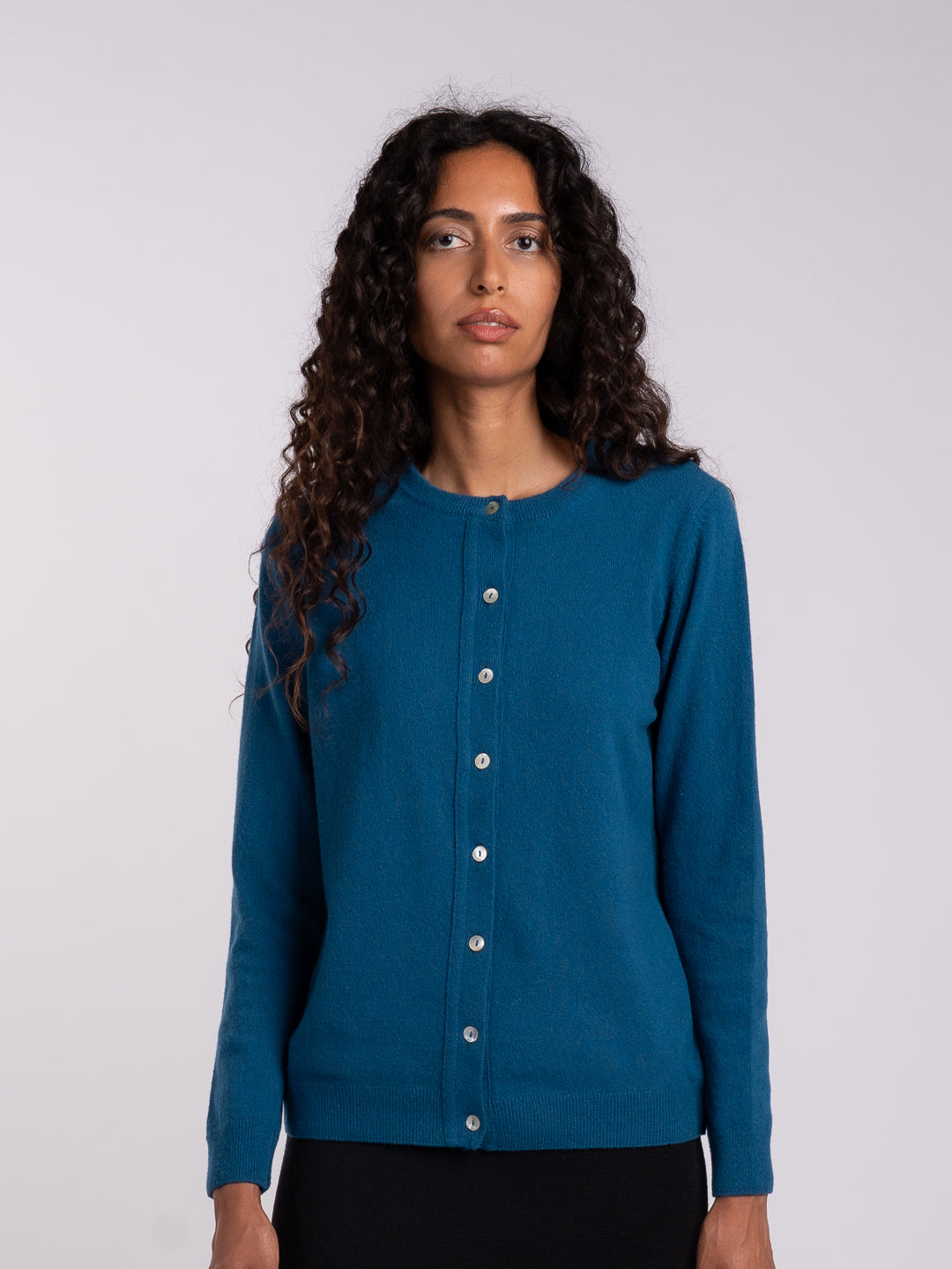 Casaco de malha em Lambswool azul petróleo para senhora | Achega