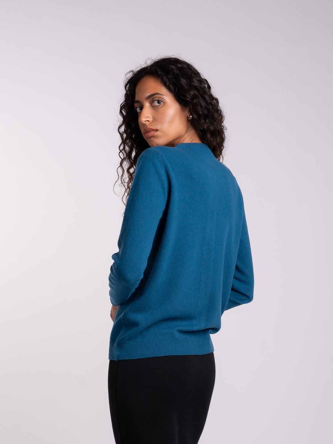 Casaco feminino em Lambswool azul petróleo | Achega