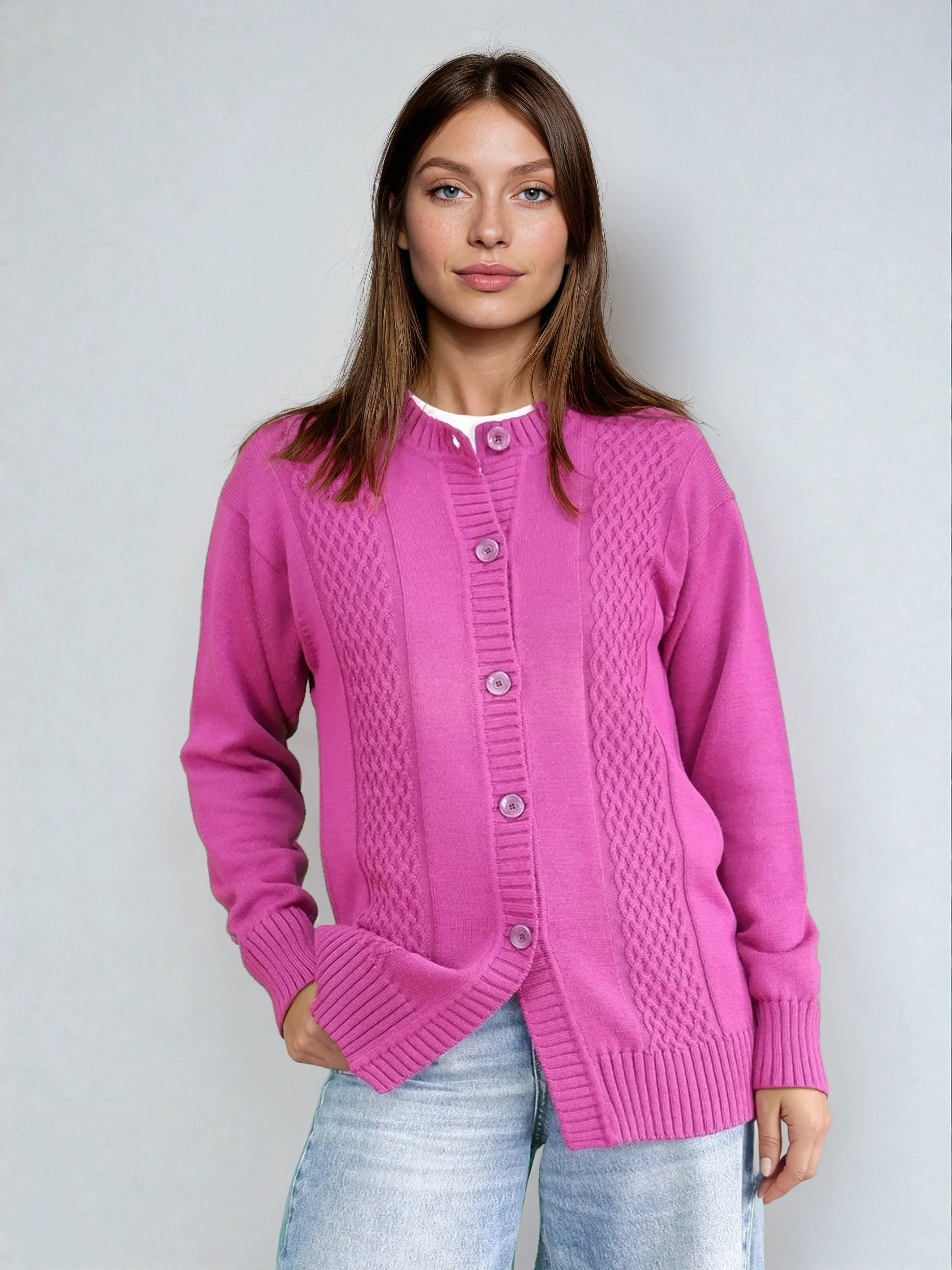 Structured Cardigan with Buttons in Merino Wool Carmim