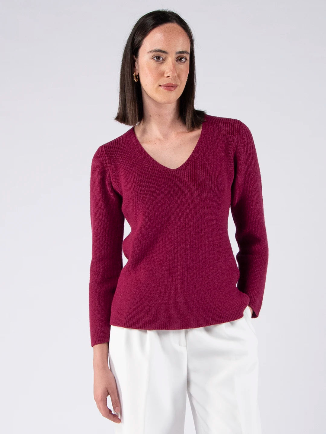Jersey de lana merina con cuello en V - Ciruela