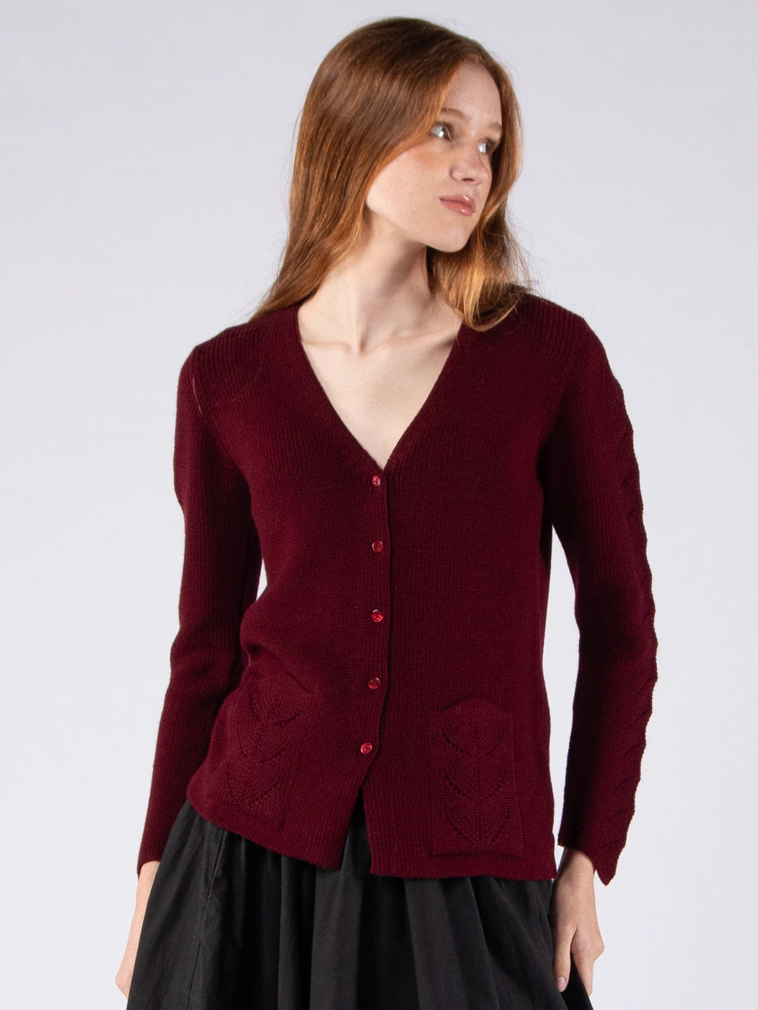 Chaqueta de lana merino con cuello de pico y bolsillos - Burdeos