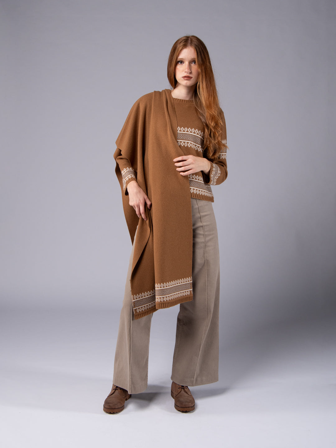 Echarpe de Malha Jacquard Étnico - Charuto