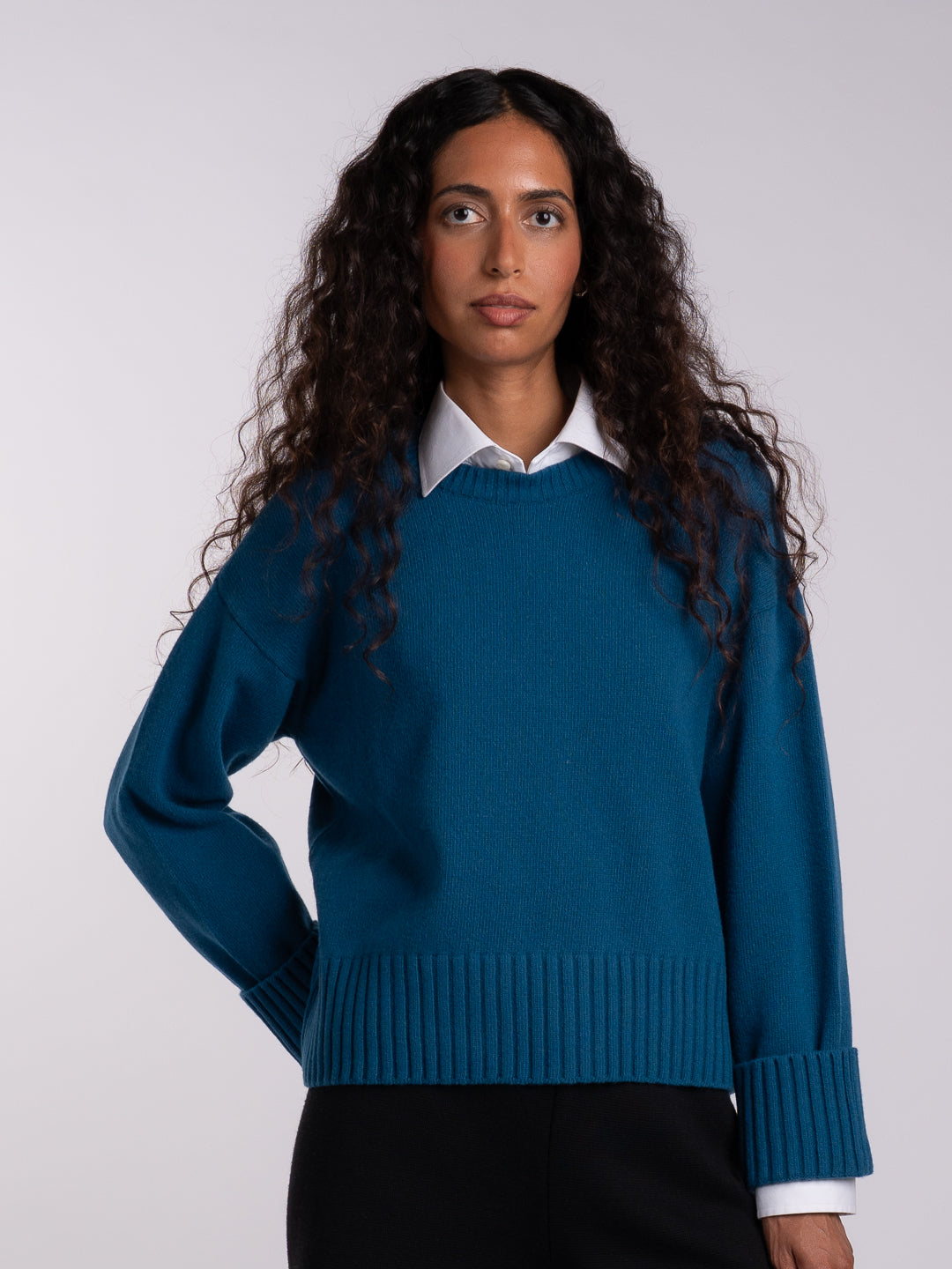 Camisolão chunky em Lambswool azul petróleo para senhora | Achega