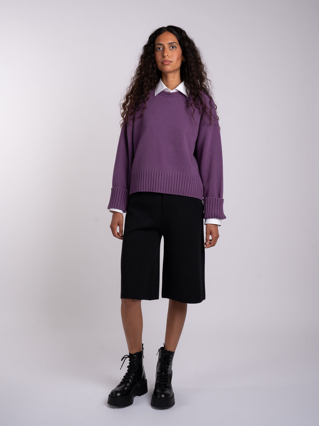 Camisolão feminino oversized em Lambswool roxo claro | Achega