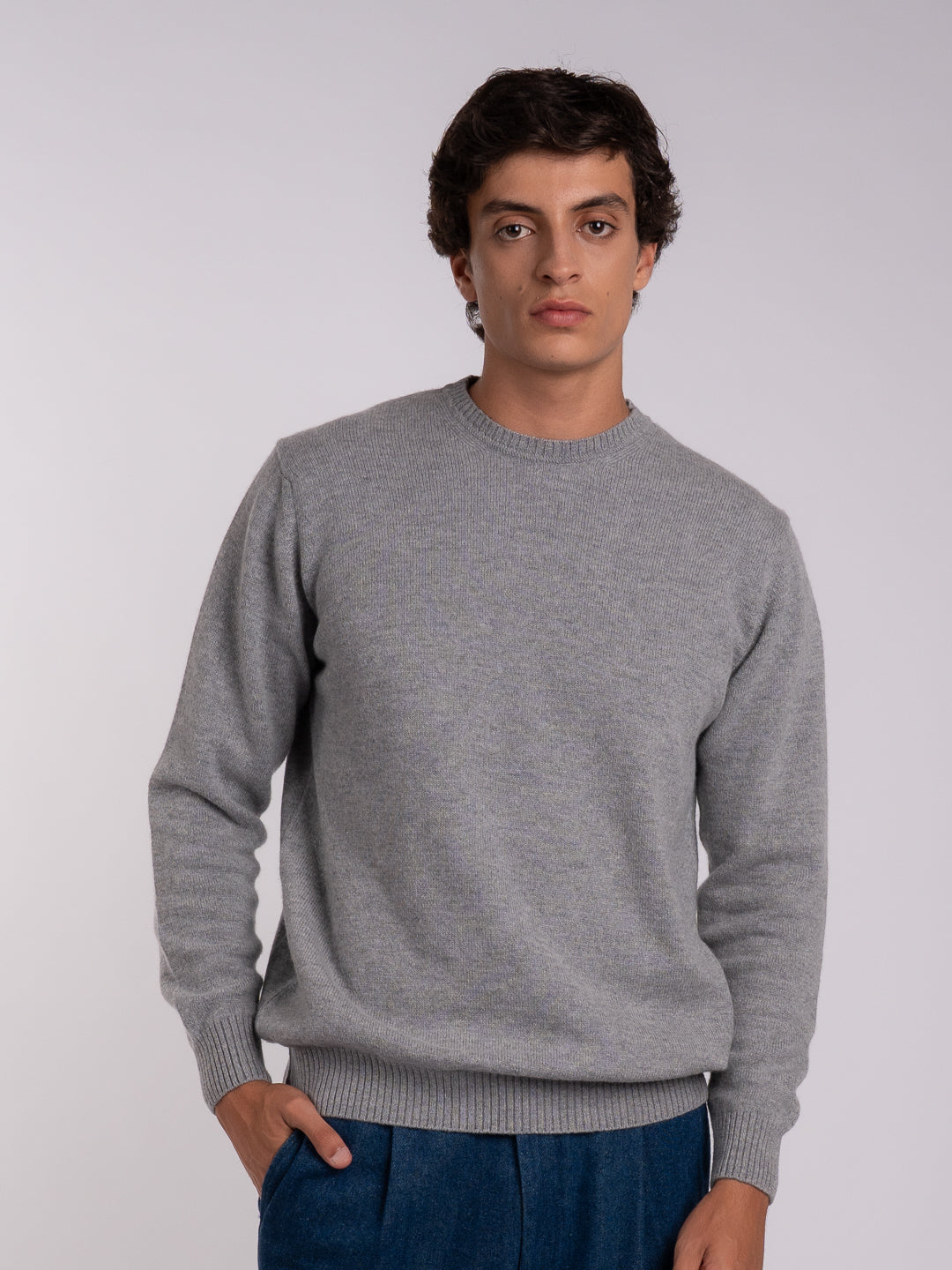 Men's medium-gray jersey-knit sweater with a regular fit