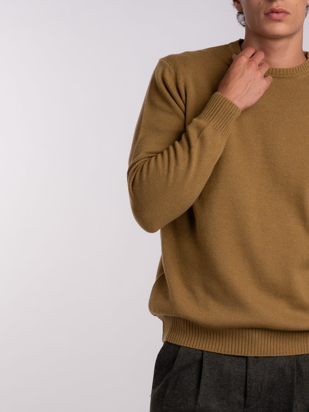 Khaki-green cashmere and merino wool sweater made in Portugal